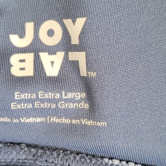 Never Worn 2 PC Yoga Set - Picture 7 of 11